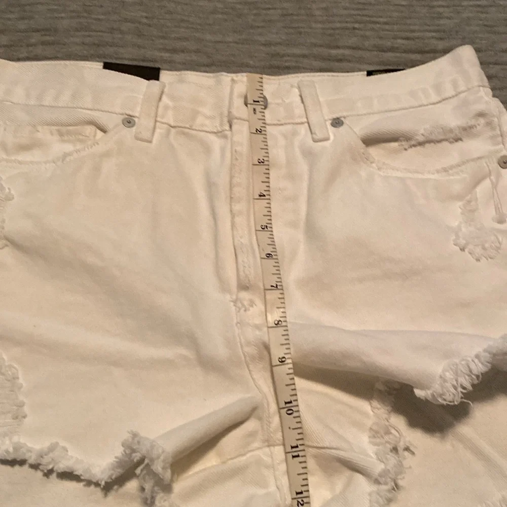 Blank NYC High Rise white distressed button fly jean shorts size 29